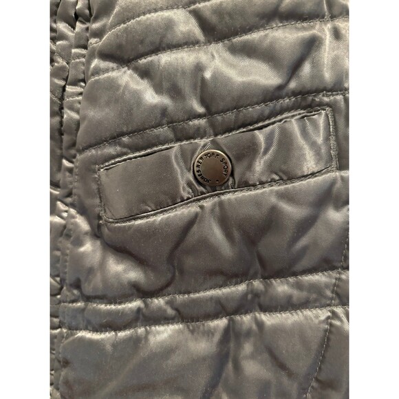 Jones of NY silver warm vest PM - Picture 2 of 3